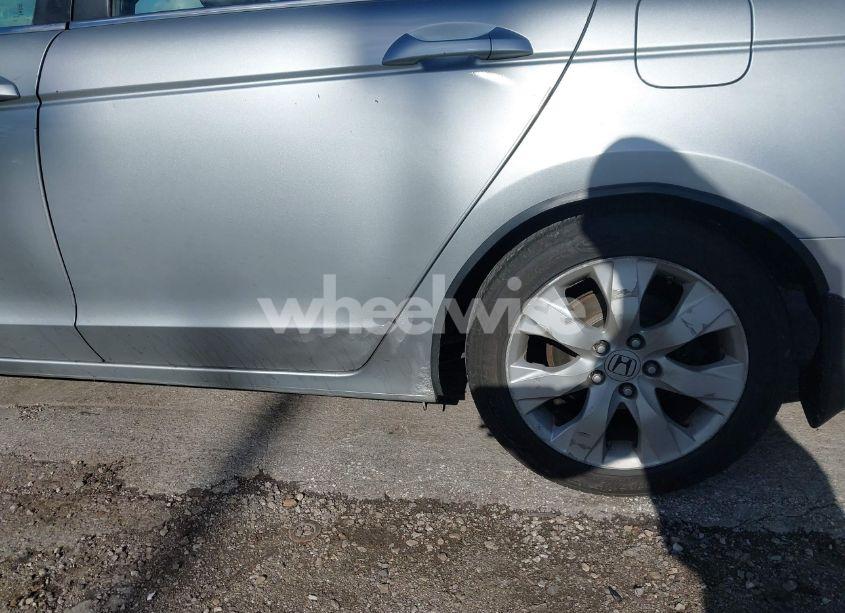 Photo 13 of 2008 Honda Accord 2.4 EX-L (VIN 1HGCP268X8A029692)