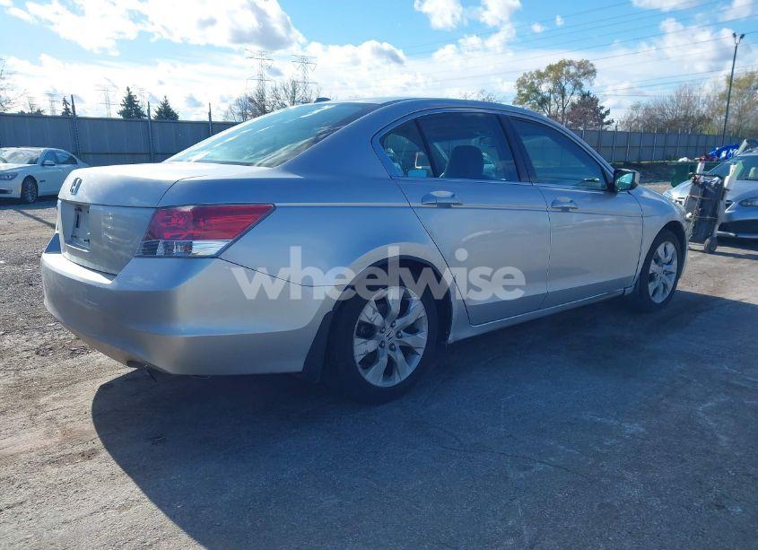 Photo 4 of 2008 Honda Accord 2.4 EX-L (VIN 1HGCP268X8A029692)