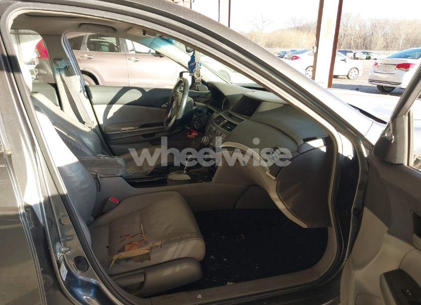 Photo 5 of 2008 Honda Accord 2.4 EX-L (VIN 1HGCP268X8A115858)