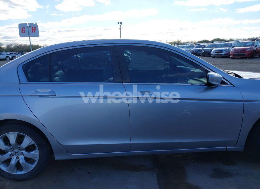 Photo 13 of 2008 Honda Accord 2.4 EX-L (VIN 1HGCP268X8A146673)