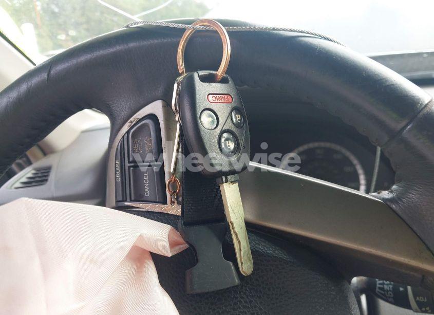 Photo 11 of 2009 Honda Accord 2.4 EX-L (VIN 1HGCP268X9A013381)