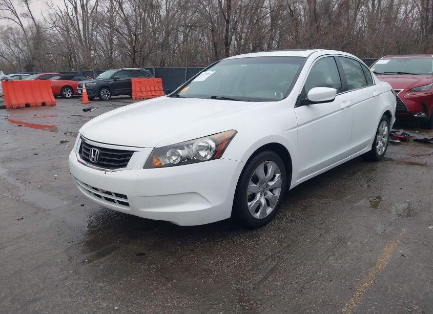 Photo 2 of 2009 Honda Accord 2.4 EX-L (VIN 1HGCP268X9A040483)