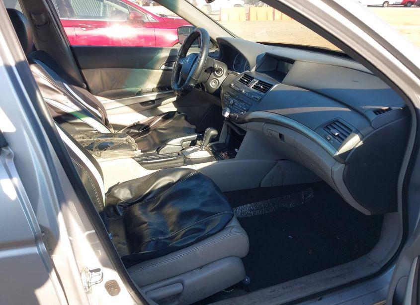 Photo 5 of 2009 Honda Accord 2.4 EX-L (VIN 1HGCP268X9A046882)