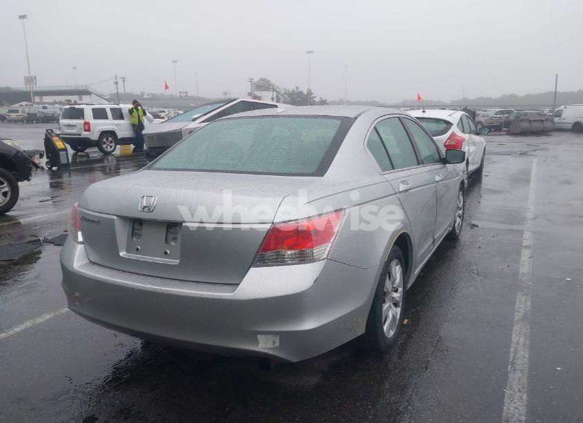 Photo 4 of 2009 Honda Accord 2.4 EX-L (VIN 1HGCP268X9A082474)