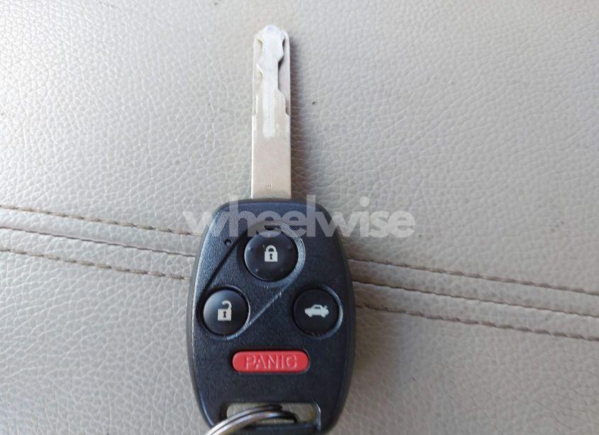 Photo 11 of 2009 Honda Accord 2.4 EX-L (VIN 1HGCP268X9A095466)