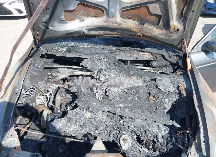 Photo 10 of 2009 Honda Accord 2.4 EX-L (VIN 1HGCP268X9A131432)