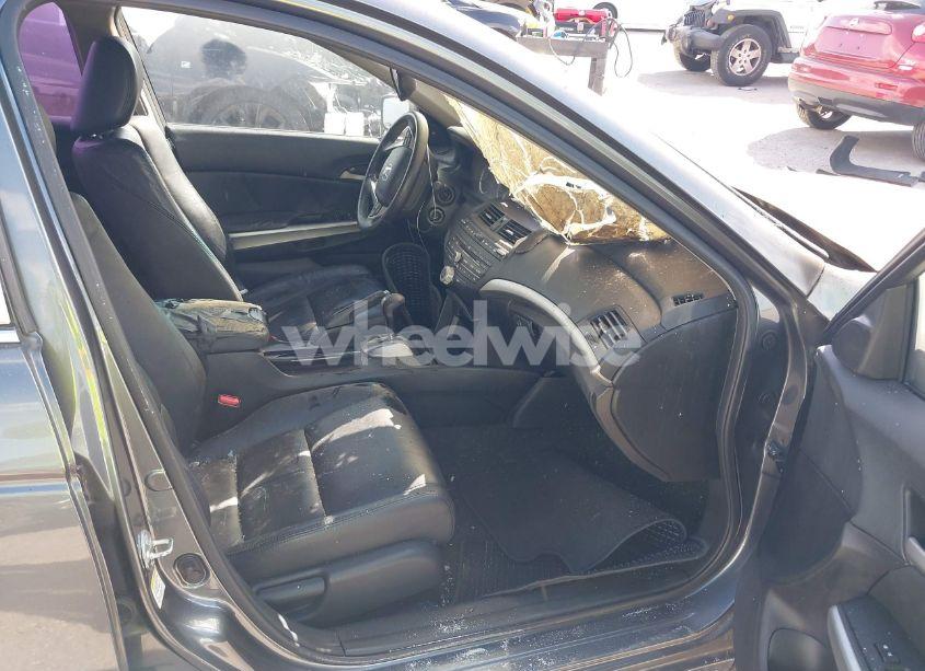 Photo 5 of 2009 Honda Accord 2.4 EX-L (VIN 1HGCP268X9A131432)