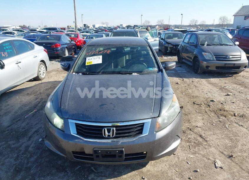 Photo 12 of 2010 Honda Accord 2.4 LX (VIN 1HGCP2E31AA035506)