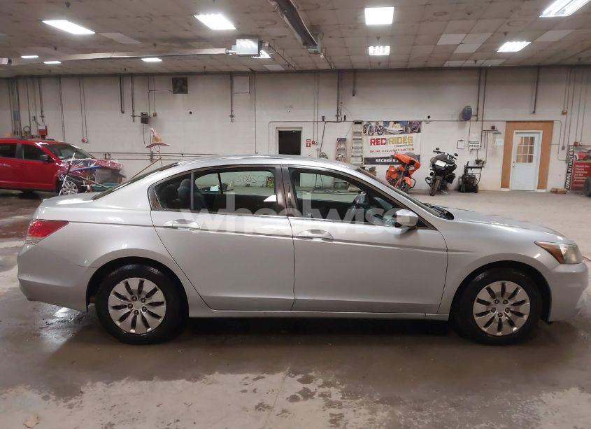 Photo 13 of 2011 Honda Accord 2.4 LX (VIN 1HGCP2E31BA065168)