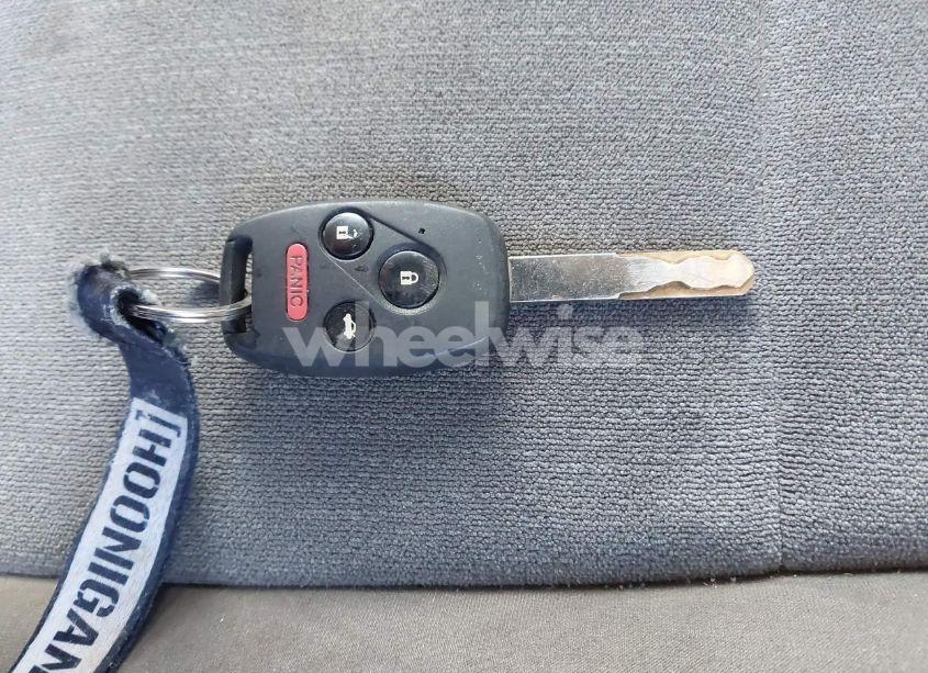 Photo 11 of 2010 Honda Accord 2.4 LX (VIN 1HGCP2E32AA016754)