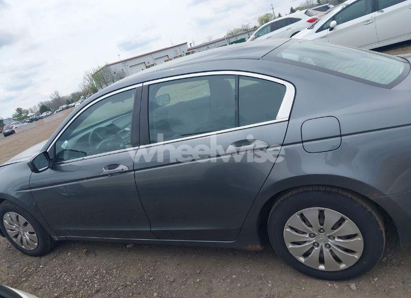 Photo 14 of 2010 Honda Accord 2.4 LX (VIN 1HGCP2E33AA082116)