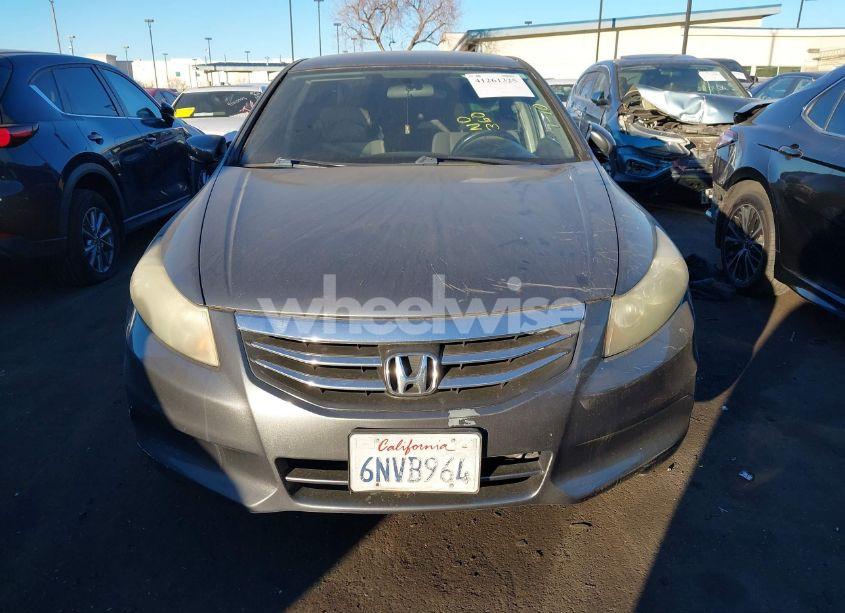 Photo 13 of 2011 Honda Accord 2.4 LX (VIN 1HGCP2E33BA066256)