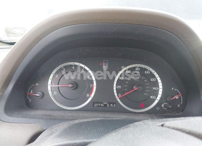 Photo 7 of 2010 Honda Accord 2.4 LX (VIN 1HGCP2E37AA039978)