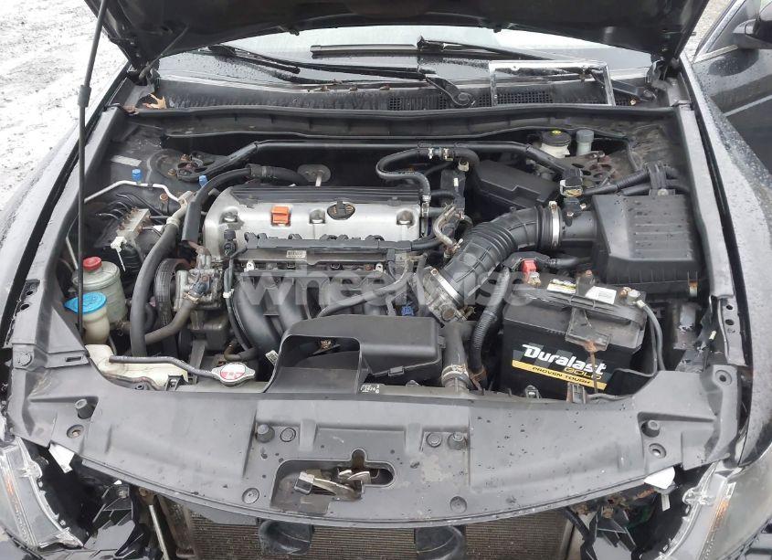 Photo 10 of 2011 Honda Accord 2.4 EX (VIN 1HGCP2E70BA062555)