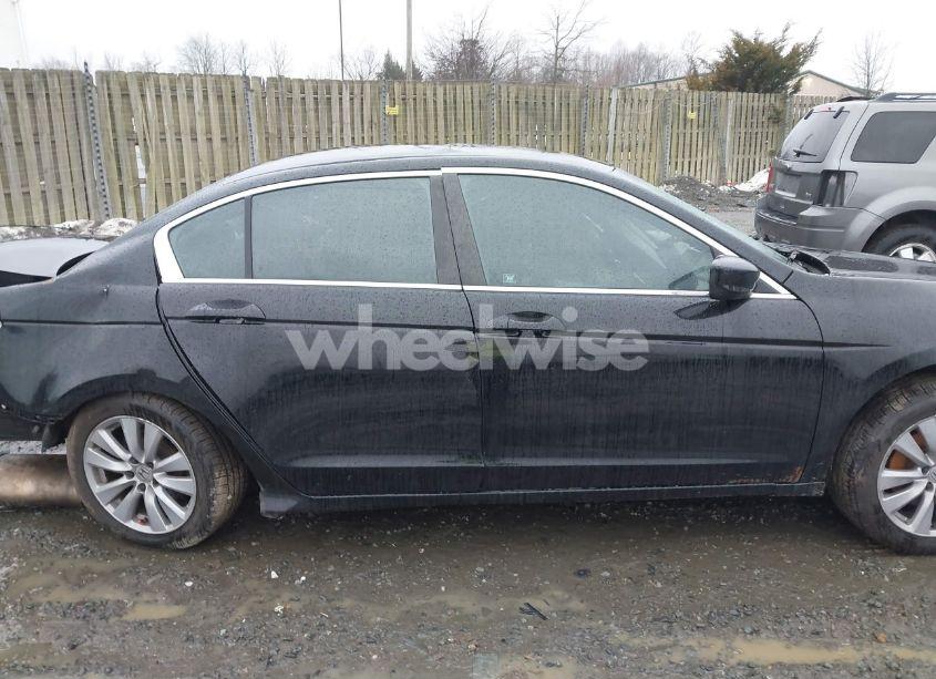 Photo 13 of 2011 Honda Accord 2.4 EX (VIN 1HGCP2E70BA062555)