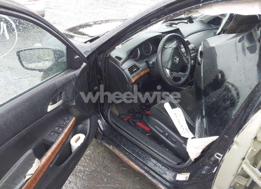 Photo 5 of 2011 Honda Accord 2.4 EX (VIN 1HGCP2E70BA062555)