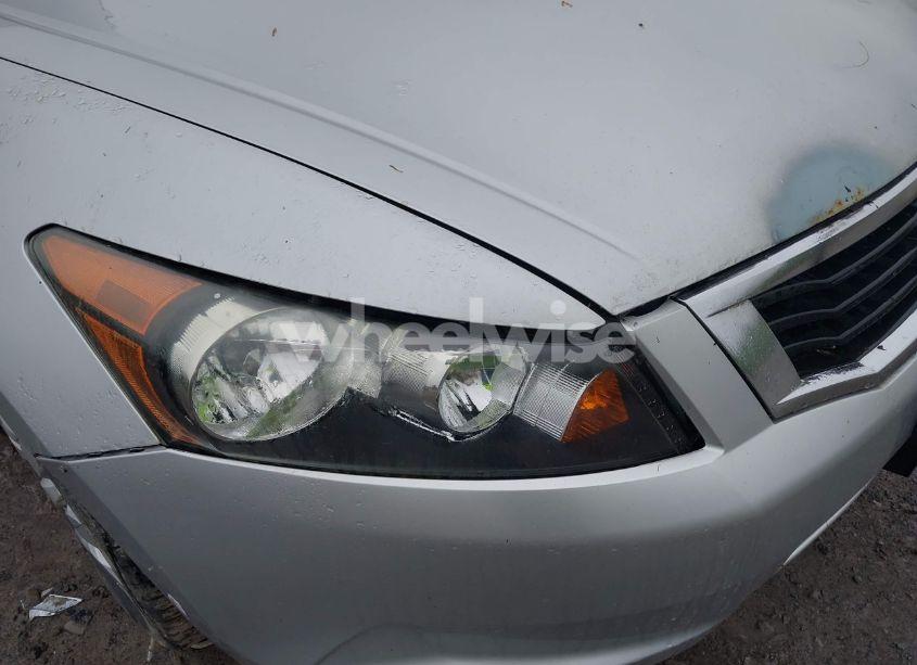 Photo 6 of 2010 Honda Accord 2.4 EX (VIN 1HGCP2E71AA075359)