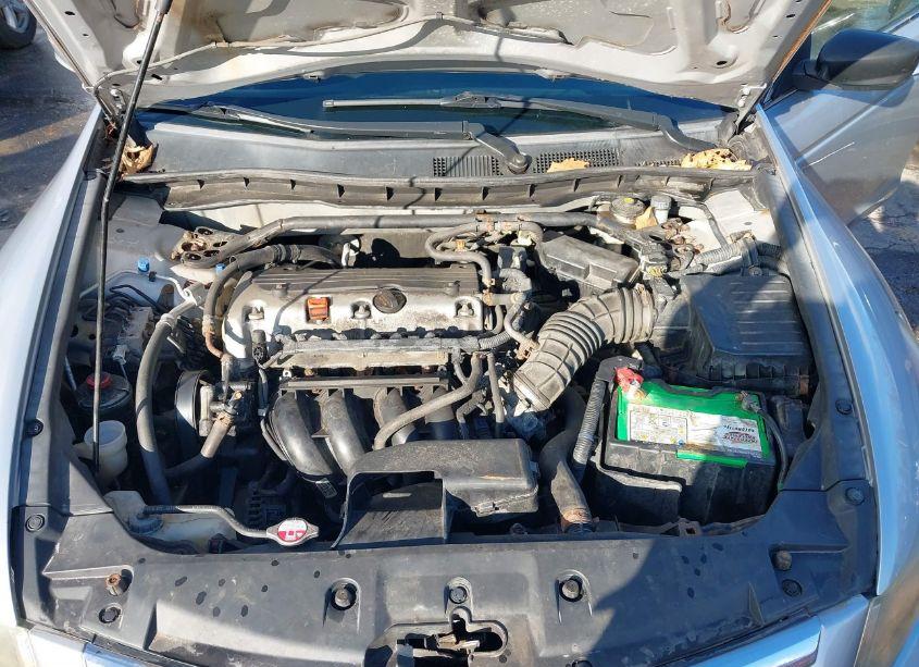 Photo 10 of 2011 Honda Accord 2.4 EX (VIN 1HGCP2E72BA060077)