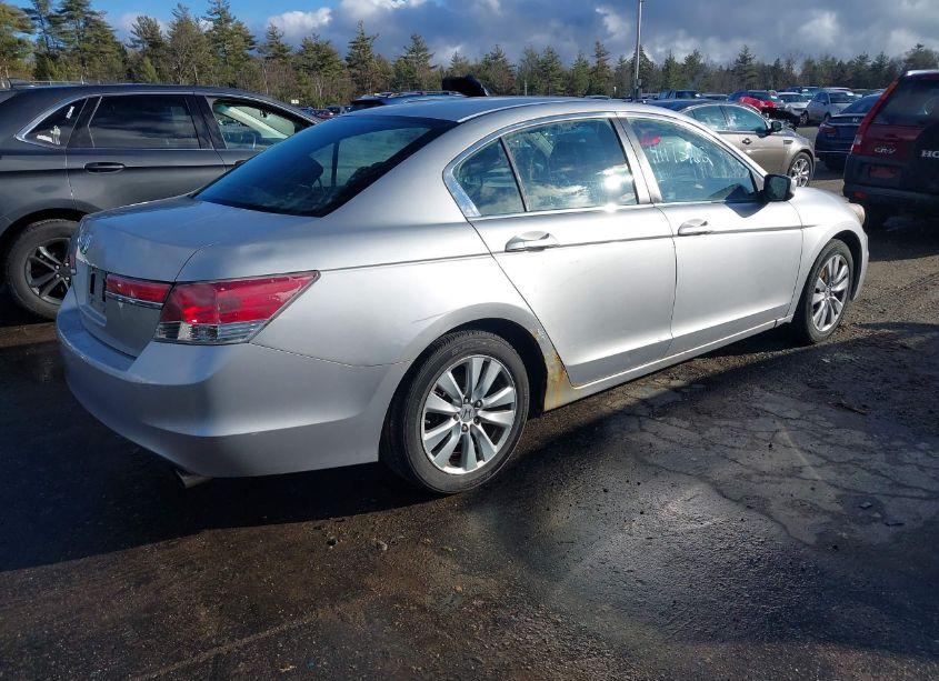 Photo 4 of 2011 Honda Accord 2.4 EX (VIN 1HGCP2E72BA060077)