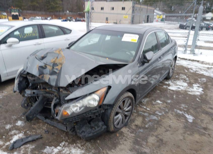 Photo 2 of 2012 Honda Accord SDN EX (VIN 1HGCP2E73CA091050)