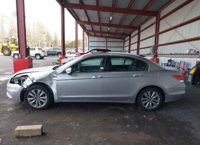 Photo 14 of 2011 Honda Accord 2.4 EX (VIN 1HGCP2E74BA034791)