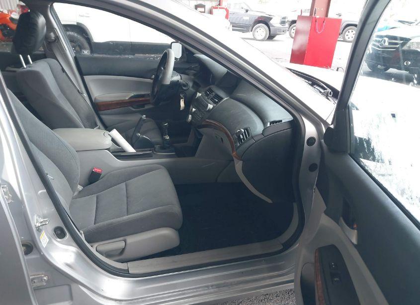 Photo 5 of 2011 Honda Accord 2.4 EX (VIN 1HGCP2E74BA034791)