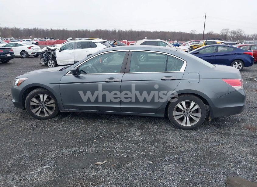Photo 14 of 2010 Honda Accord 2.4 LX (VIN 1HGCP2F30AA020803)
