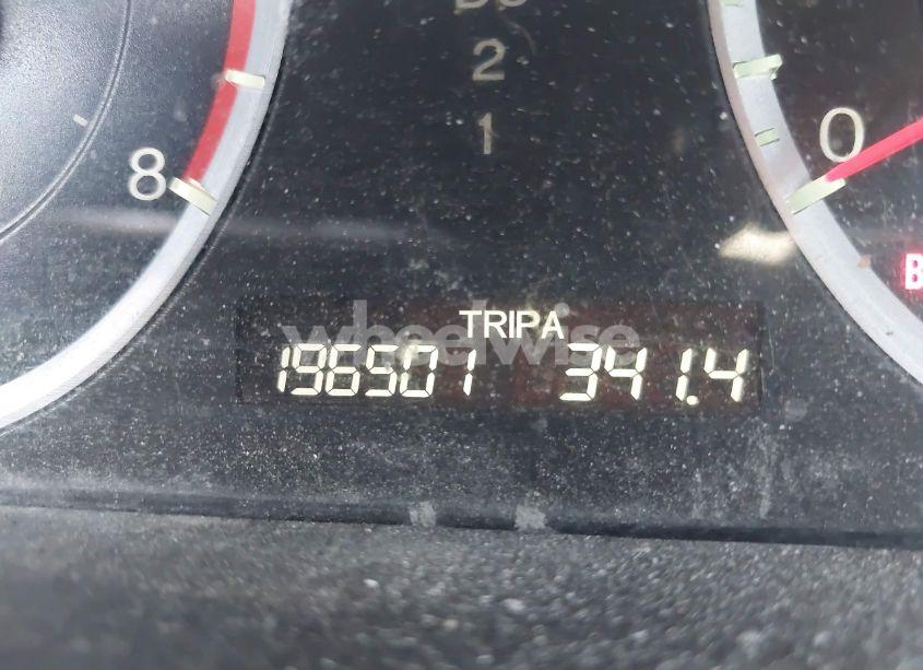 Photo 7 of 2010 Honda Accord 2.4 LX (VIN 1HGCP2F30AA029260)