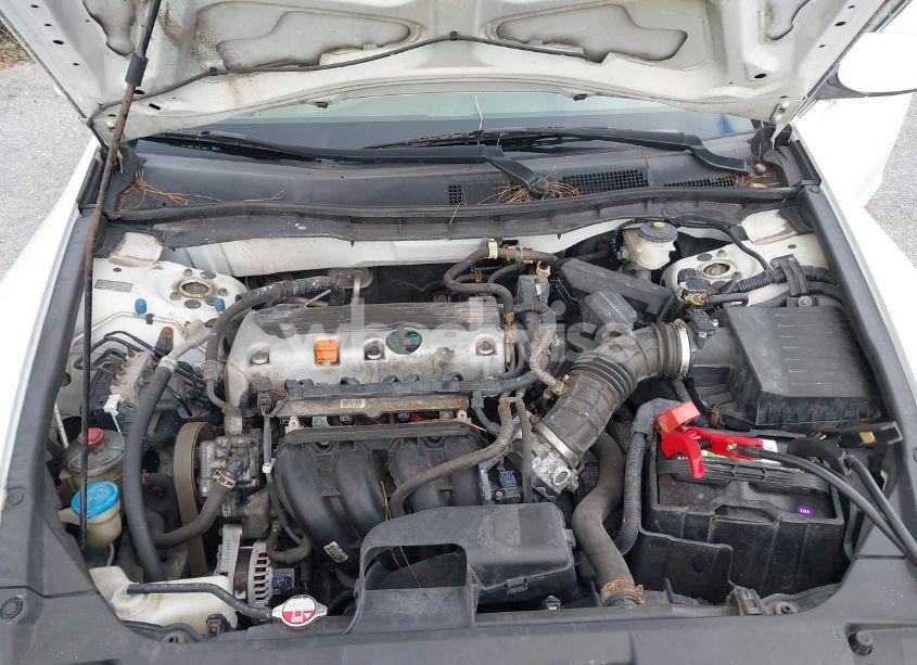 Photo 10 of 2010 Honda Accord 2.4 LX (VIN 1HGCP2F30AA071394)