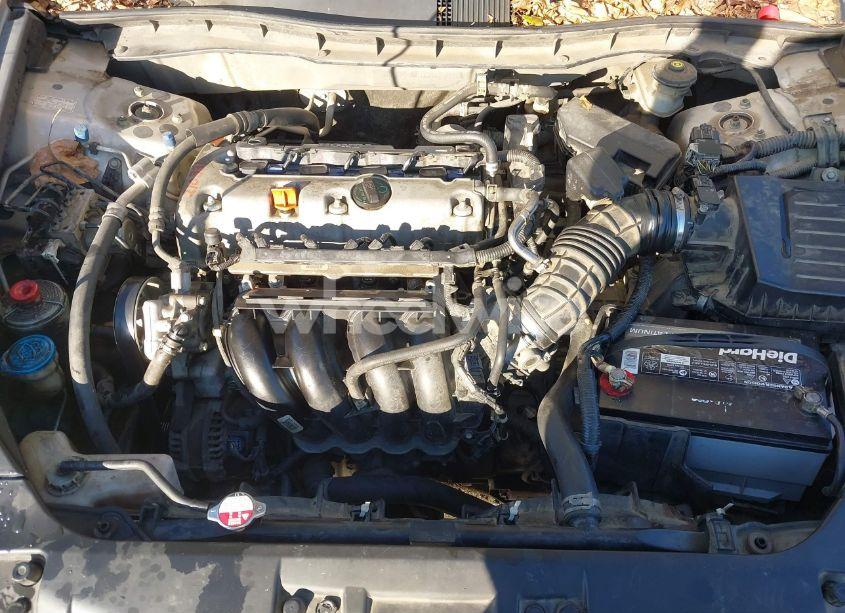 Photo 10 of 2010 Honda Accord 2.4 LX (VIN 1HGCP2F30AA078281)