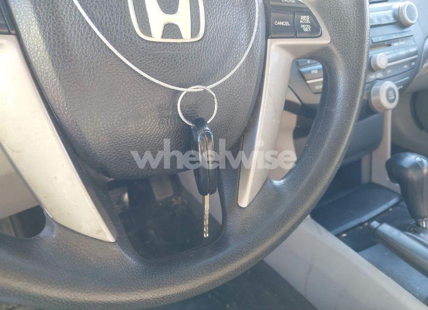 Photo 11 of 2010 Honda Accord 2.4 LX (VIN 1HGCP2F30AA078281)