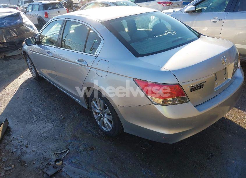 Photo 3 of 2010 Honda Accord 2.4 LX (VIN 1HGCP2F30AA078281)