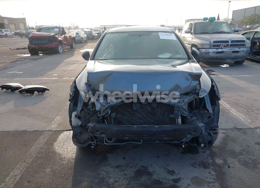 Photo 6 of 2010 Honda Accord 2.4 LX (VIN 1HGCP2F30AA105012)