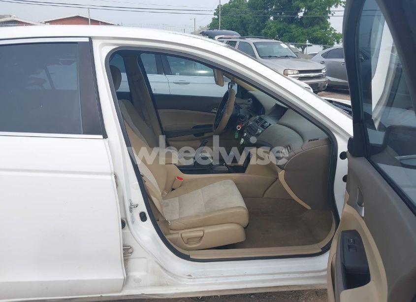 Photo 5 of 2010 Honda Accord 2.4 LX (VIN 1HGCP2F30AA109044)