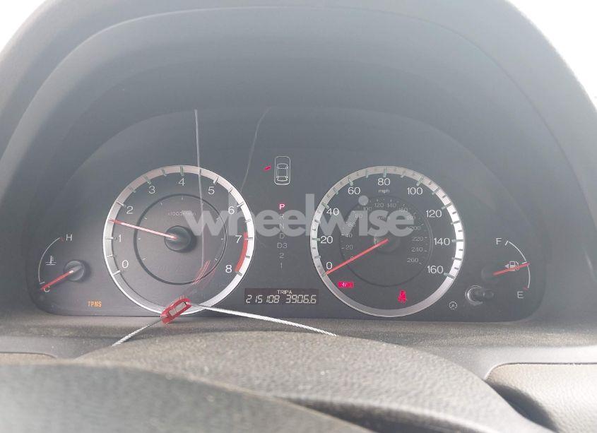 Photo 7 of 2010 Honda Accord 2.4 LX (VIN 1HGCP2F30AA109044)