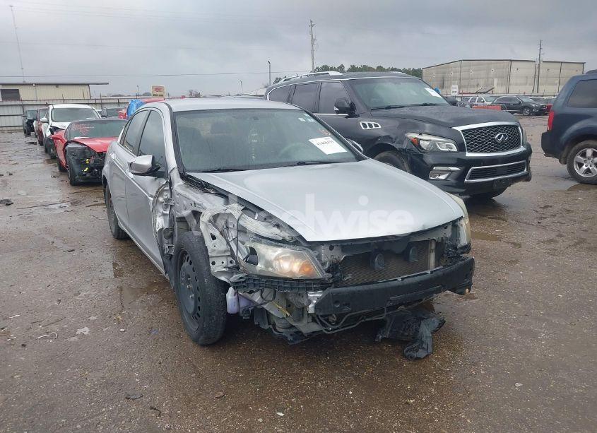 2010 Honda Accord 2.4 LX (VIN 1HGCP2F30AA147518) main photo