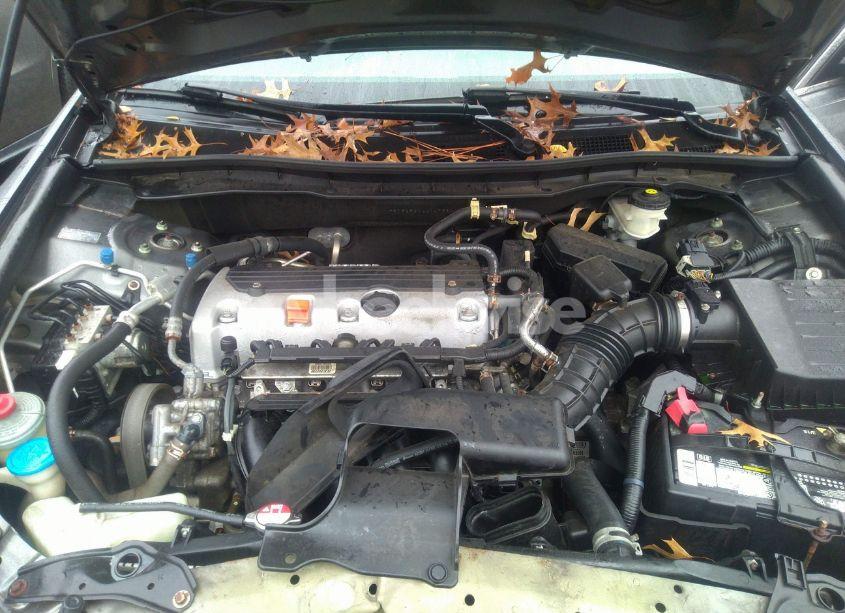 Photo 10 of 2010 Honda Accord 2.4 LX (VIN 1HGCP2F30AA147860)