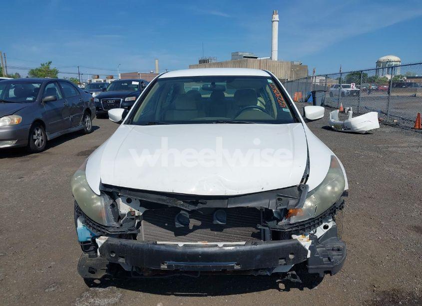 Photo 12 of 2010 Honda Accord 2.4 LX (VIN 1HGCP2F30AA148961)