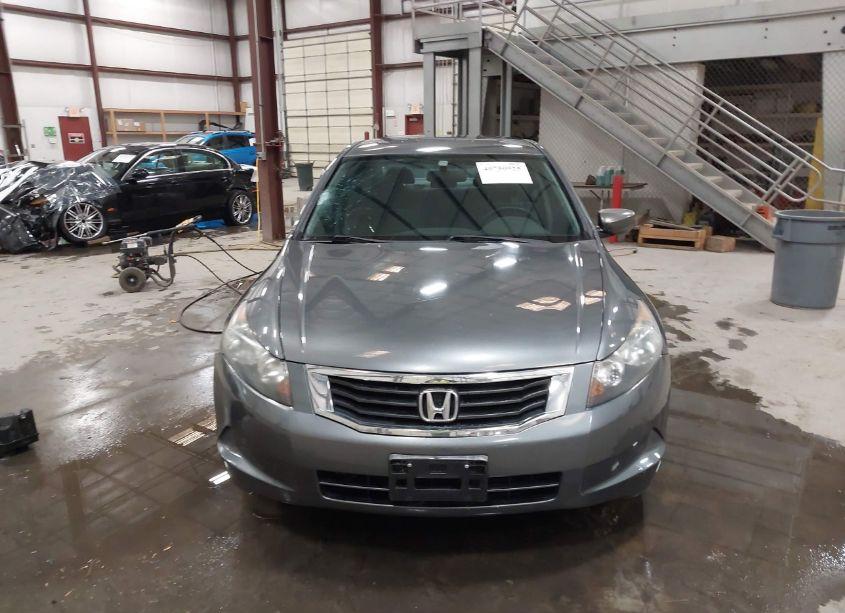Photo 12 of 2010 Honda Accord 2.4 LX (VIN 1HGCP2F30AA171981)