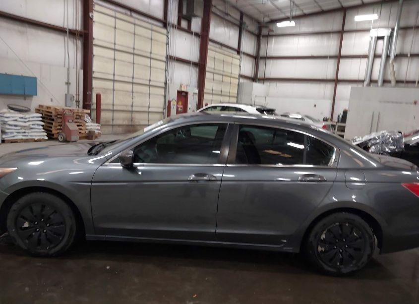 Photo 14 of 2010 Honda Accord 2.4 LX (VIN 1HGCP2F30AA171981)