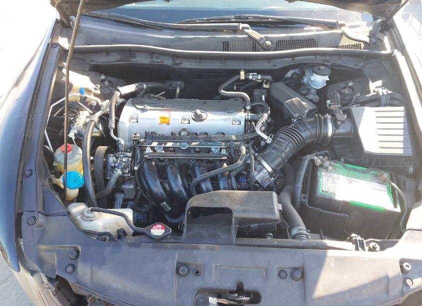 Photo 10 of 2010 Honda Accord 2.4 LX (VIN 1HGCP2F30AA191244)