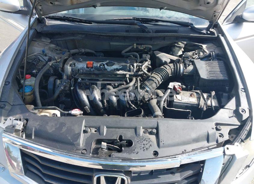 Photo 10 of 2010 Honda Accord 2.4 LX (VIN 1HGCP2F30AA196282)