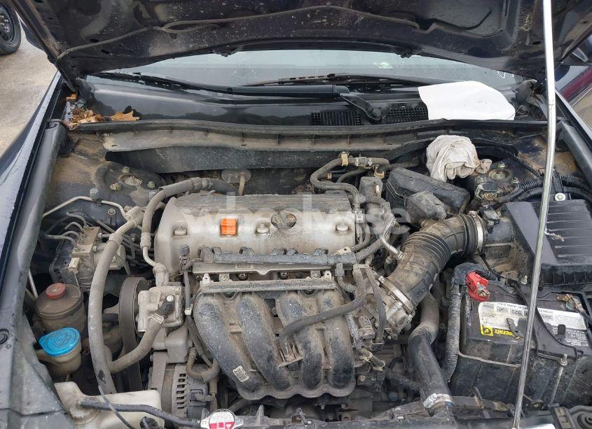 Photo 10 of 2011 Honda Accord 2.4 LX (VIN 1HGCP2F30BA109319)