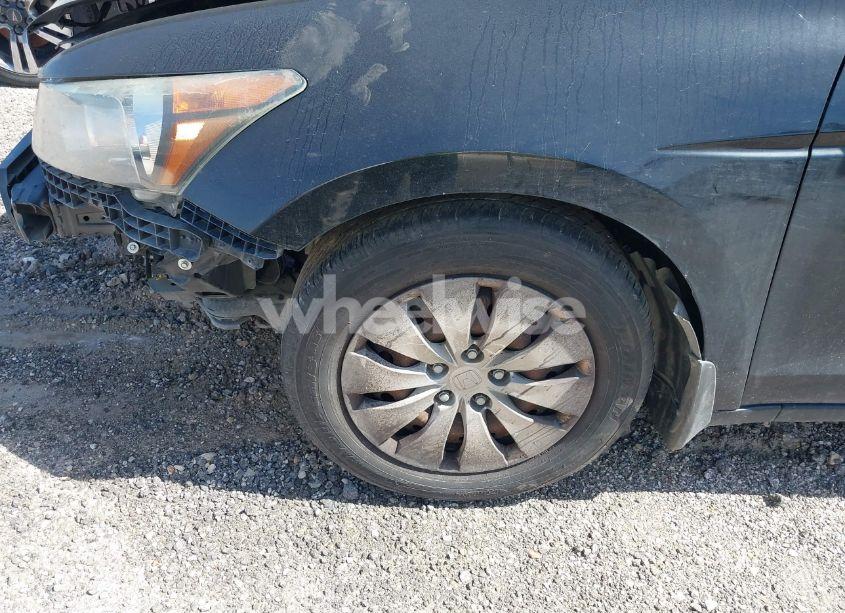 Photo 19 of 2012 Honda Accord 2.4 LX (VIN 1HGCP2F30CA174320)