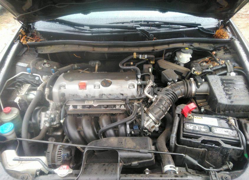 Photo 10 of 2012 Honda Accord 2.4 LX (VIN 1HGCP2F30CA218011)