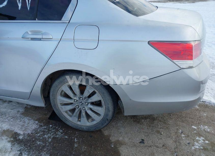 Photo 15 of 2010 Honda Accord 2.4 LX (VIN 1HGCP2F31AA043958)