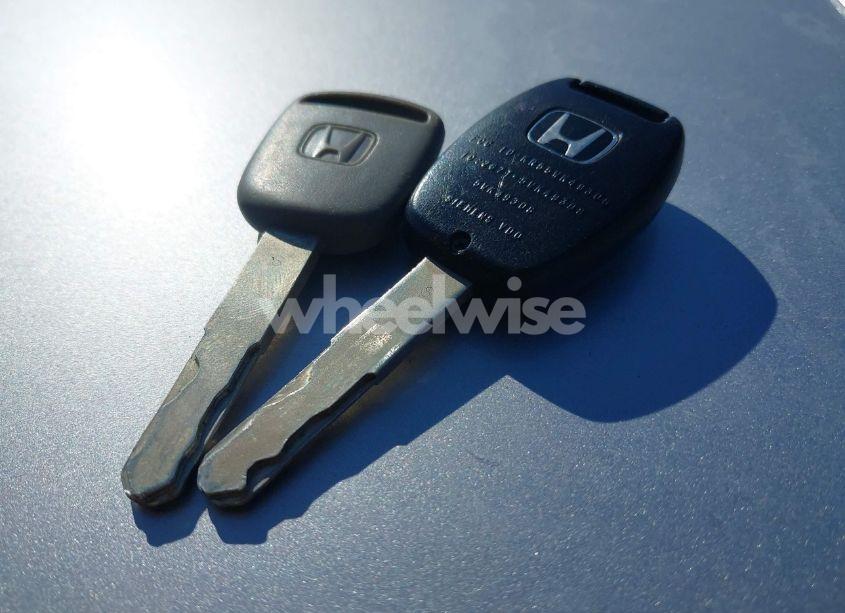 Photo 11 of 2010 Honda Accord 2.4 LX (VIN 1HGCP2F31AA069539)