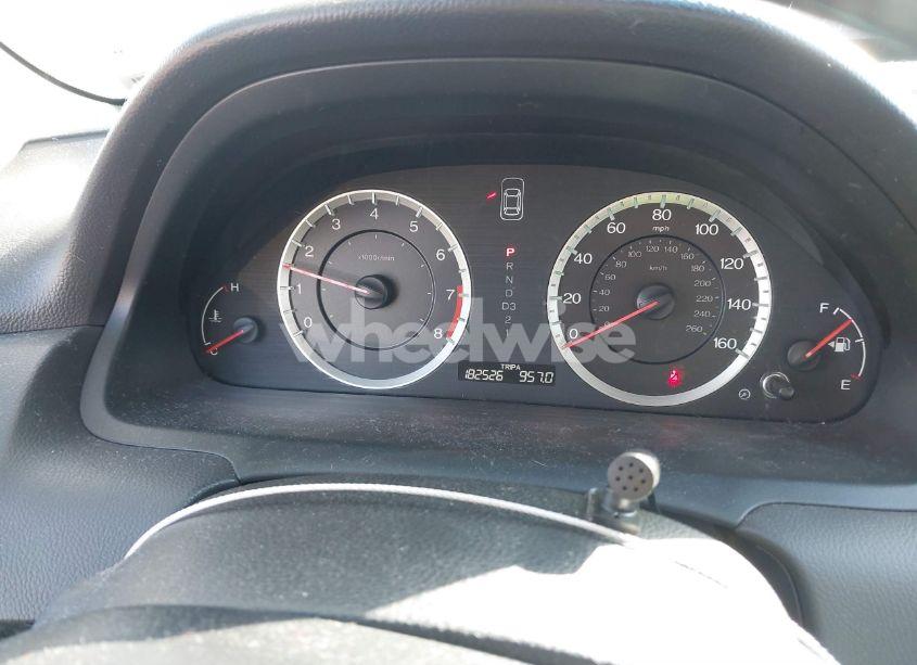 Photo 7 of 2010 Honda Accord 2.4 LX (VIN 1HGCP2F31AA069539)