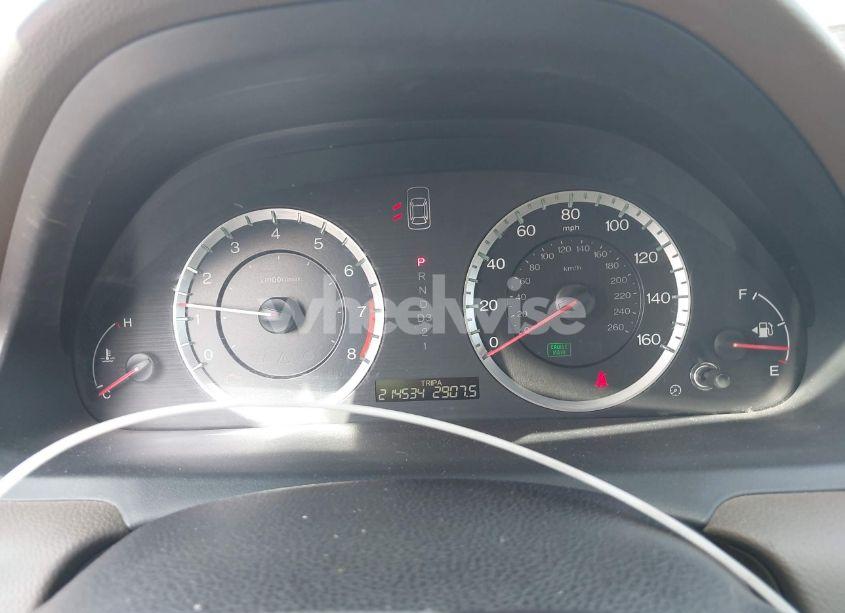 Photo 7 of 2010 Honda Accord 2.4 LX (VIN 1HGCP2F31AA093033)