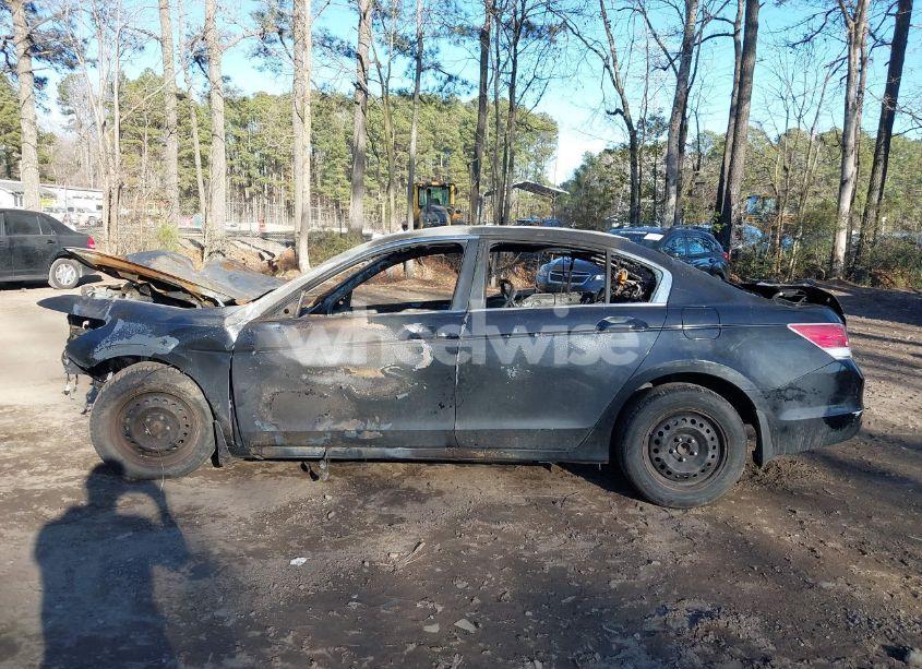 Photo 13 of 2010 Honda Accord 2.4 LX (VIN 1HGCP2F31AA109117)